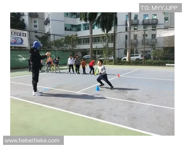 科学网球中的意识训练技巧与方法探讨助力运动表现提升