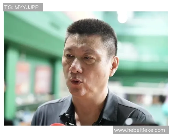 北京羽毛球队以61分稳居杯赛积分榜首位展现强大实力 北京羽毛球队以61分稳居杯赛积分榜首位展现强大实力