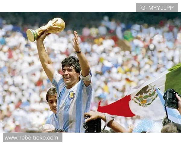 墨西哥足球明星的辉煌成就与影响力探讨 墨西哥足球明星的辉煌成就与影响力探讨